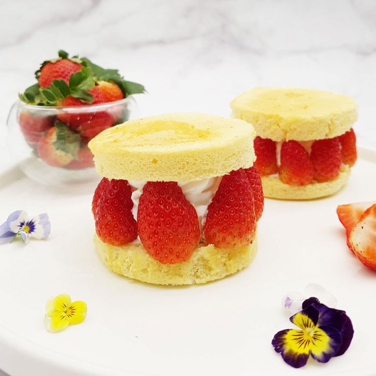 Strawberry Souffle Pancake