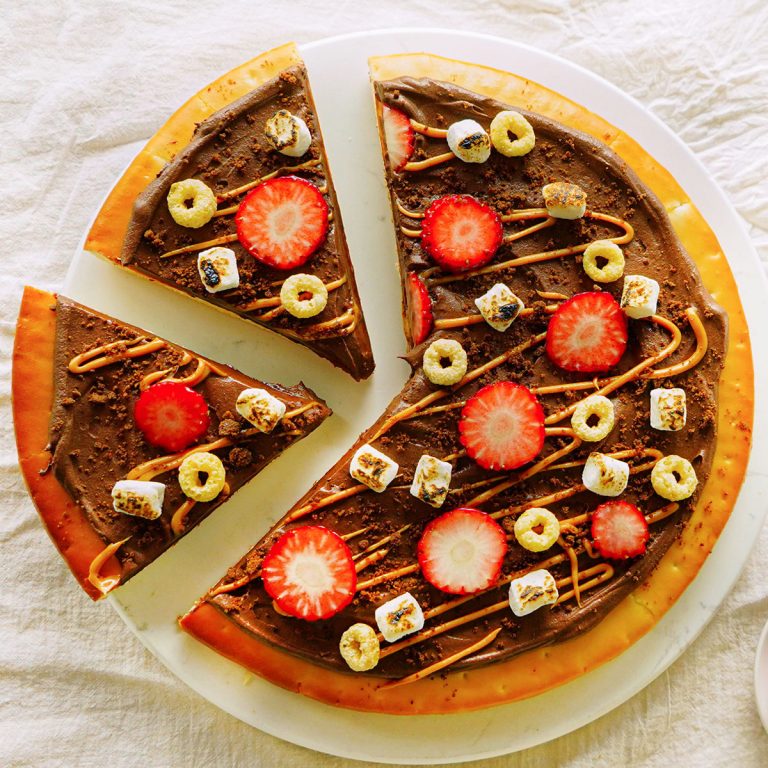 Strawberry Smores Pizza 4